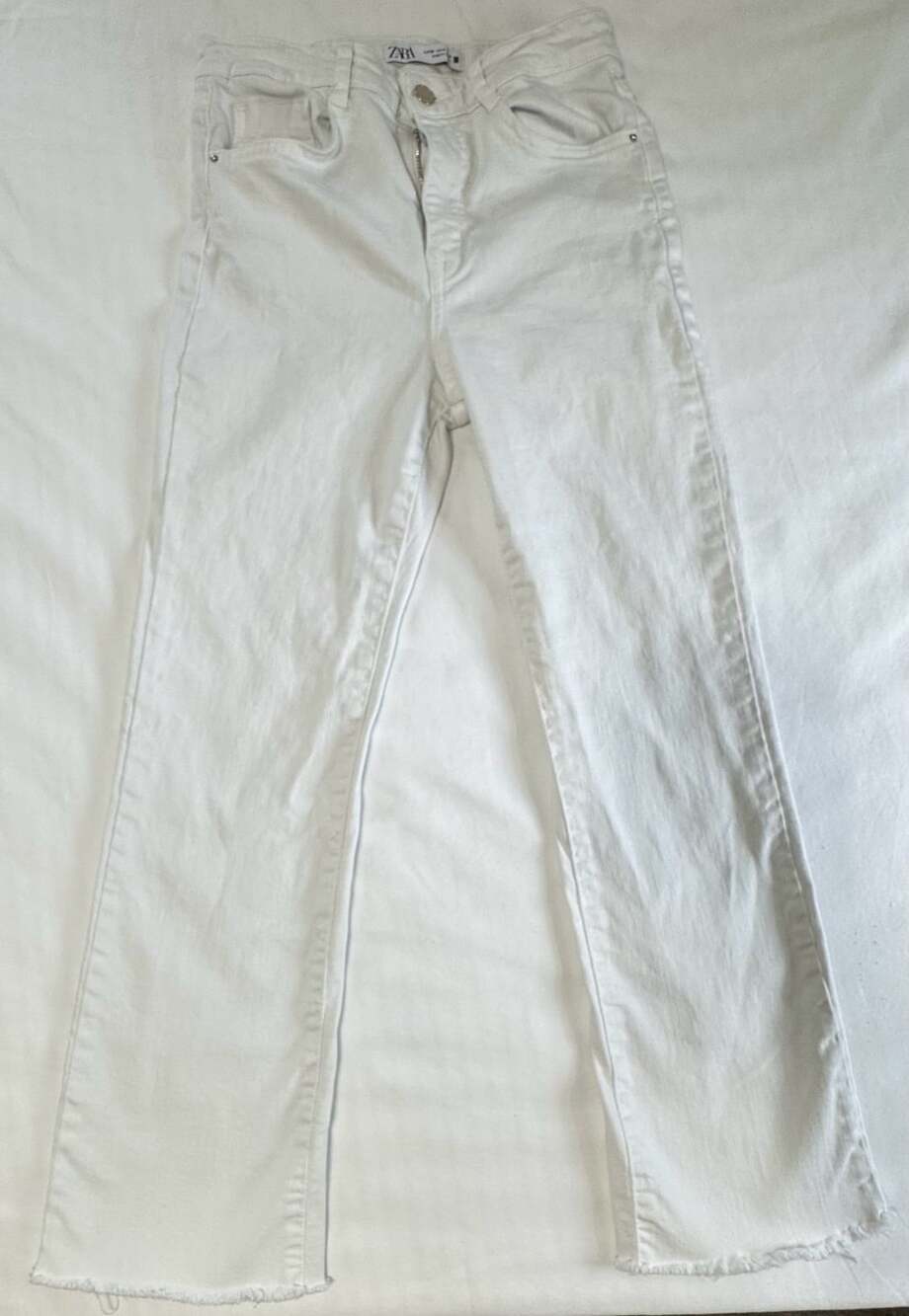 Zara White Denim Jeans Size US 4 Raw Hem